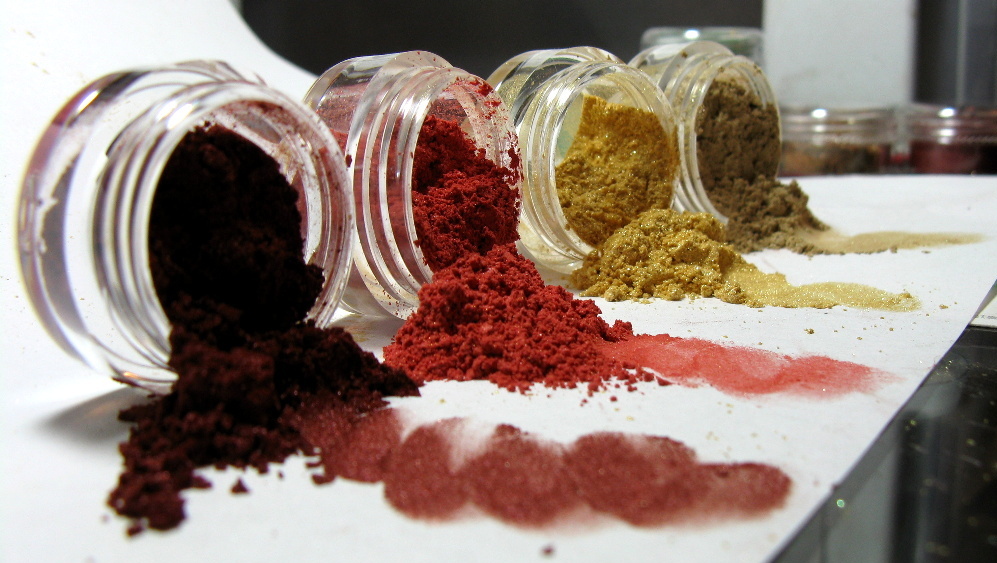 Pink Quartz Minerals vegan makeup