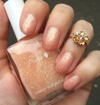 Nails of the Day: 100% Pure’s ‘Wedding’