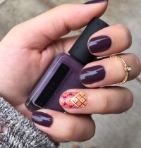 Nails of the Day: Ginger + Liz’s ‘Work the Room’