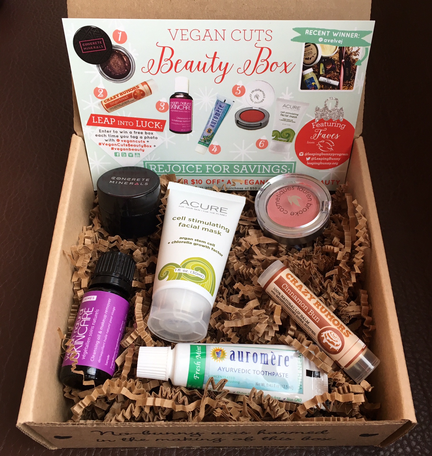 December 2015 Vegan Cuts beauty box