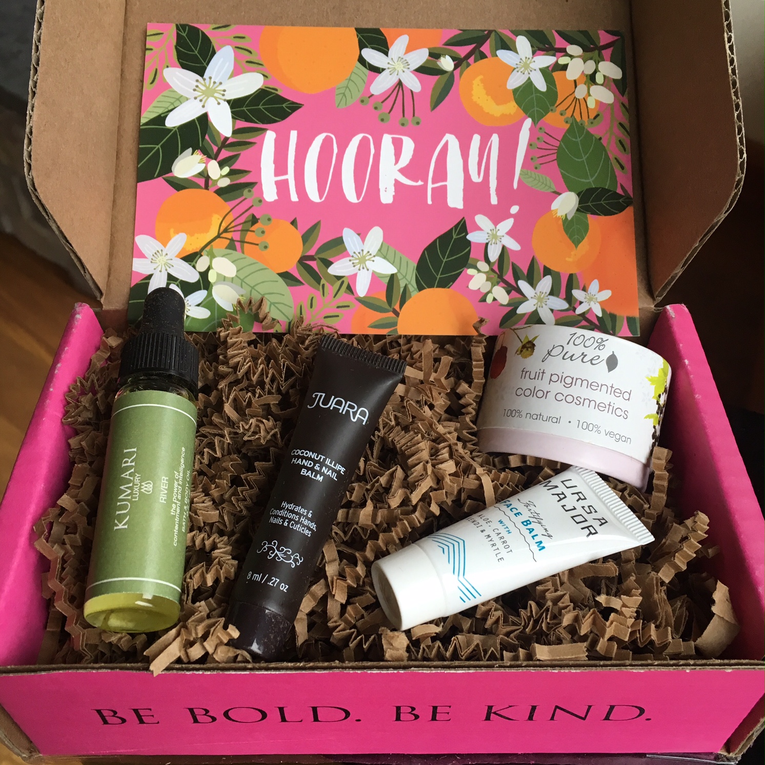 Petit Vout beauty box April 2016