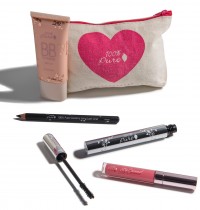 100% Pure Free Goodie Bag with Purchase ($119 Value!)