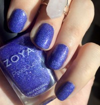 Nails of the Day: Alice by Zoya