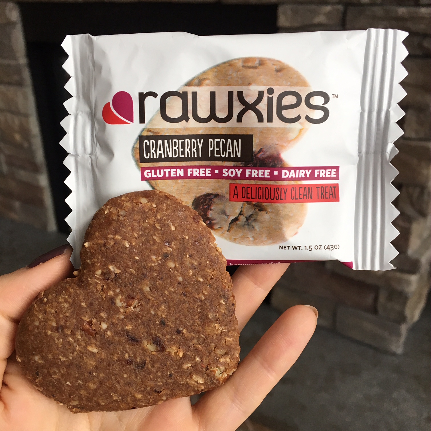 rawxies-cranberry-pecan-cookie