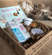 January 2017 Vegan Cuts Beauty Box Review