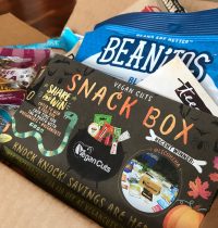 October 2017 Vegan Cuts Snack Box Review