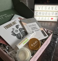 Petit Vour Vegan Beauty Box October 2018 Review