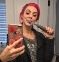 Smile Brilliant CariPro Electric Toothbrush Review + Giveaway