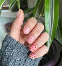 Love-themed Non-Toxic, Stick-On Gel Nails for February