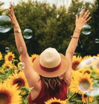 How To Boost Your Happiness & Feel Amazing